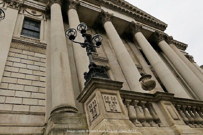 The Best of Dublin including Trinity College: Private Tour - FAQ