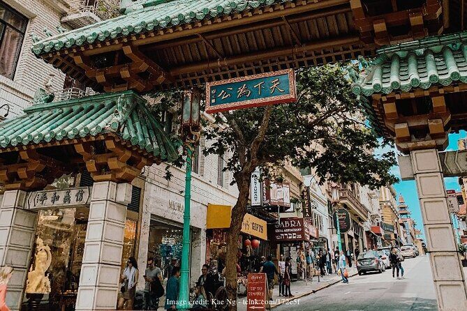 The Best of San Francisco: Private Half-Day Walking Tour - The Realities of the Experience