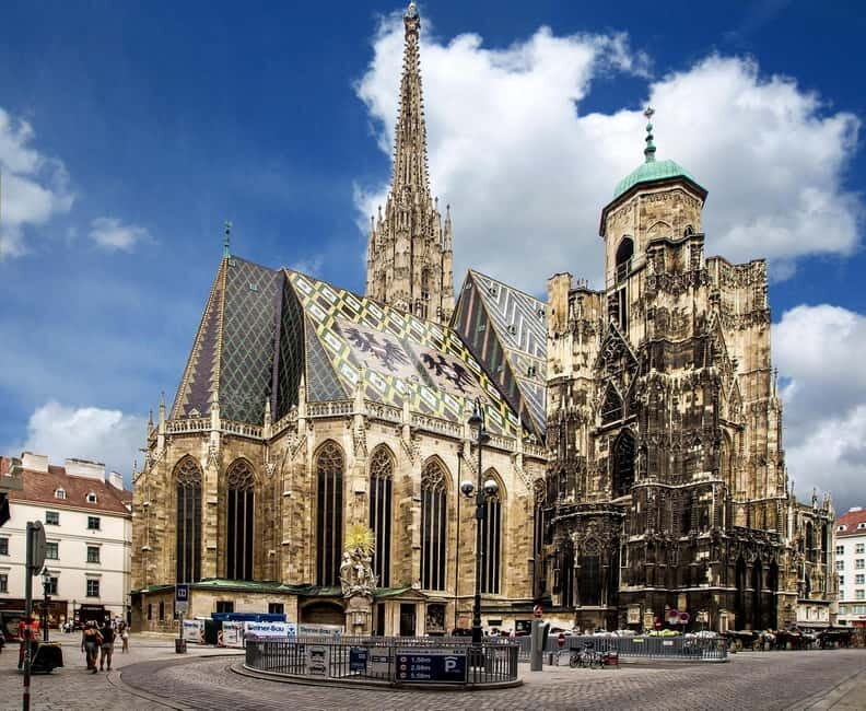 The Best of Vienna: Private Walking Tour With Local Guide - Discover Vienna’s Charm with a Private Walking Tour and Local Guide
