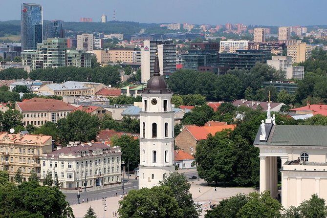 The Best Of Vilnius Walking Tour - Exploring Vilnius: What to Expect from the Tour