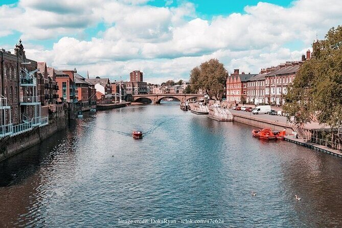 The Best of York Private Walking Tour: Landmarks & Hidden Gems - Who Will Love This Tour?