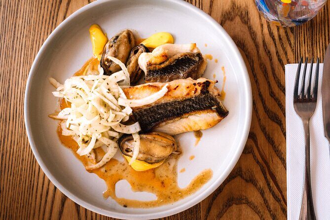 The Boutique Experience: Waiheke Best Cellar Tour (11 guests max) - Transportation & Group Dynamics