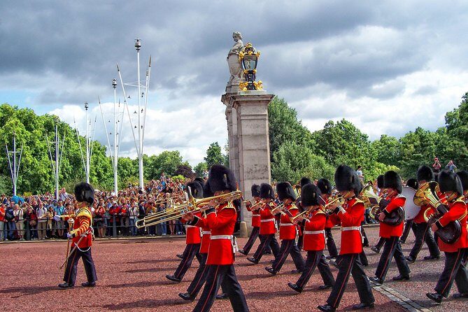 The Changing of the Guard - Exclusive Guided Walking Tour - Who Will Love This Tour?
