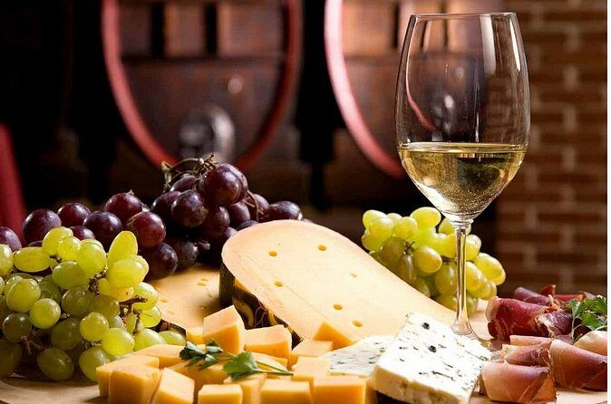 The Cheese and Wine Route - FAQs About the Cheese and Wine Route