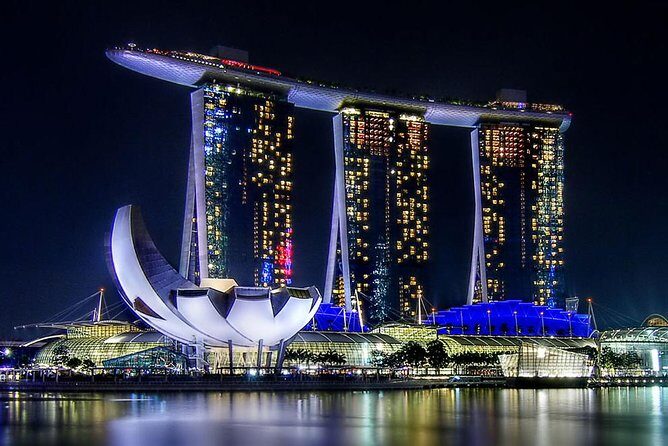 The Civic District with Singapore Boy Hossan Leong: A Self-Guided Audio Tour - The Itinerary Breakdown