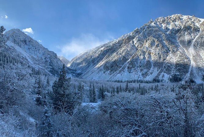 The dazzling winter hike at the Ala Archa National Park - An In-Depth Look at the Winter Hike Experience