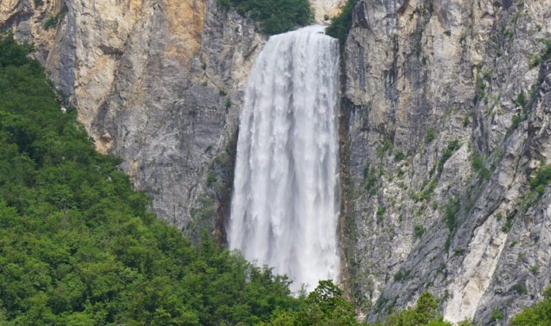 The Emerald Soa valley - Who Will Love This Tour?