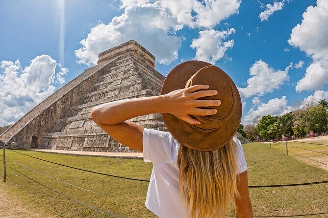 The Great Chichen Itza and Suytun & ikkil Cenotes guided tour - Introduction