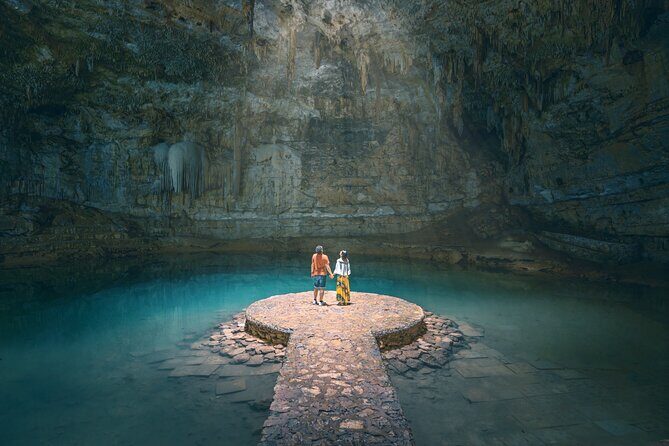 The Great Chichen Itza and Suytun & ikkil Cenotes guided tour - Key Points