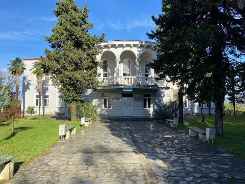 The Green Gold of Georgia - Visiting a Traditional Gurian Farm