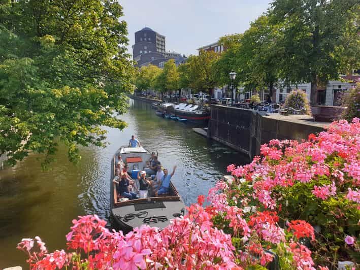 The Hague: City Canal Cruise - Key Points