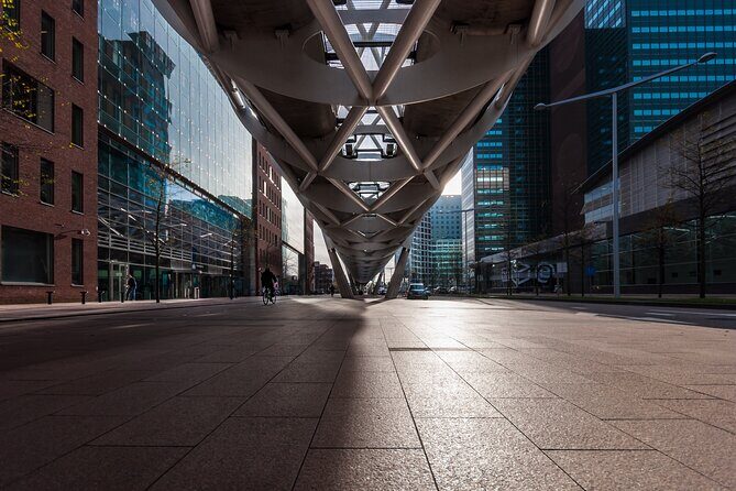 The Hague: City Walk Audio Guide in 7 Languages on your Phone - FAQ