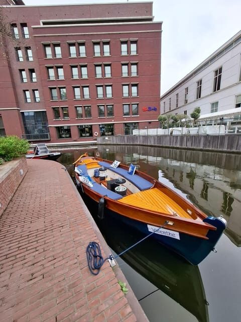 The Hague: Private Boattour up to 10 persons - FAQs