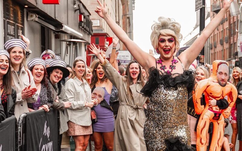 THE HANGOVER BRUNCH | Benidorm Bingo & Drag Queens - An In-Depth Look at the Experience