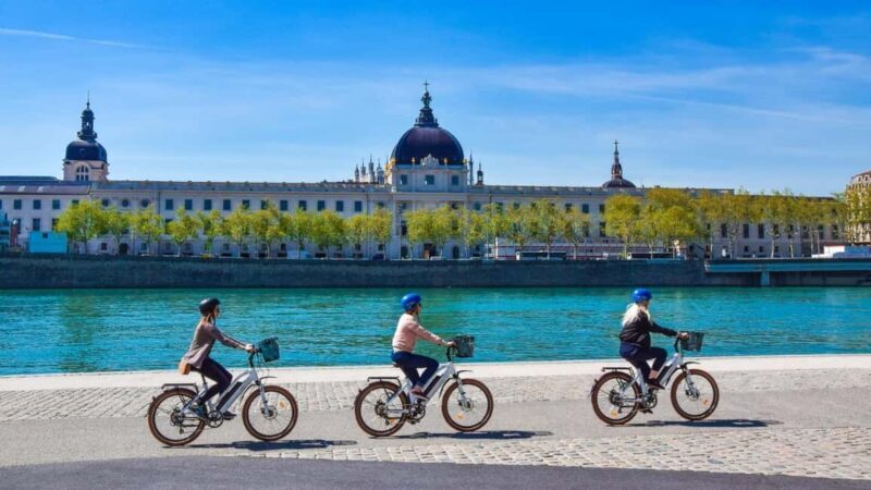 The highlights of Lyon with an electric bike - An In-Depth Look at the Lyon Electric Bike Tour