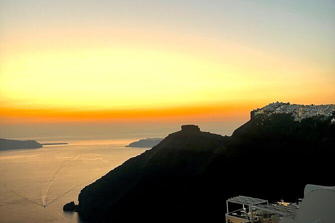 The Highlights of Santorini on a Mini Bus Daily Sunset Tour - Practical Details: What This Tour Means for You