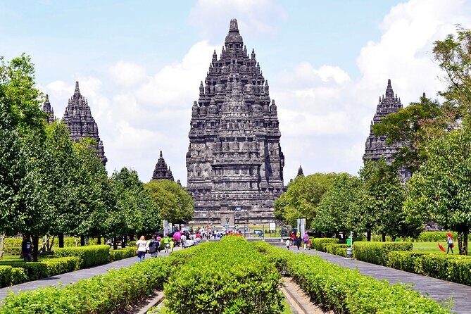 The Hindu Realms of the Prambanan - An In-Depth Look at the Prambanan Tour Experience