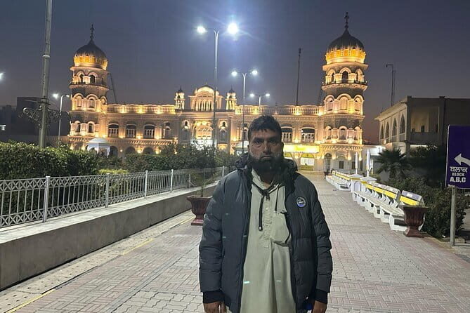 The historical City of Lahore - Authentic Food and Local Flavor
