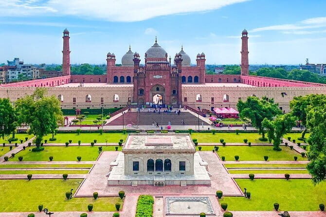 The historical City of Lahore - What We Love and What to Consider