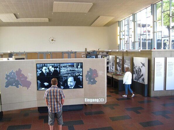 The History of Berlin: WWII PRIVATE Walking Tour With Locals - The Itinerary Breakdown: What Youll Actually See