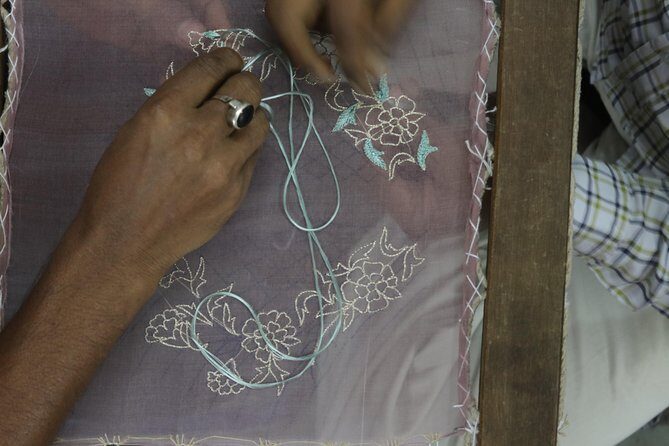 The Indian Wedding Tour : Dance, Textile, Workshops all inclusive - FAQs