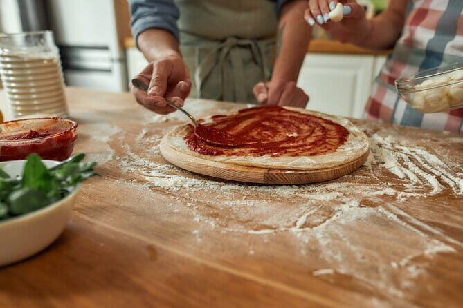 The Italian Way: Pizza and Gelato Class with Unlimited Wine - FAQ