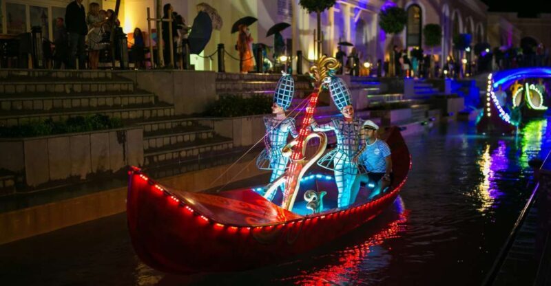 The Land of Legends Night Show & Shopping Avenue - Key Points