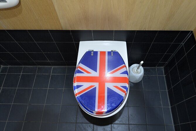 The London Loo Tour - A Detailed Look at the London Loo Tour