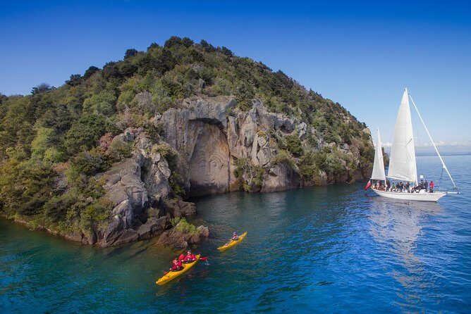 The Maori Carvings Half Day Kayak - Exploring the Maori Carvings Half Day Kayak Tour
