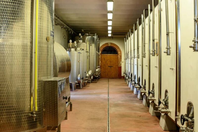 The Memories of the Count - AGED AND SUPERTUSCAN WINE TASTING - Practical Details and Value