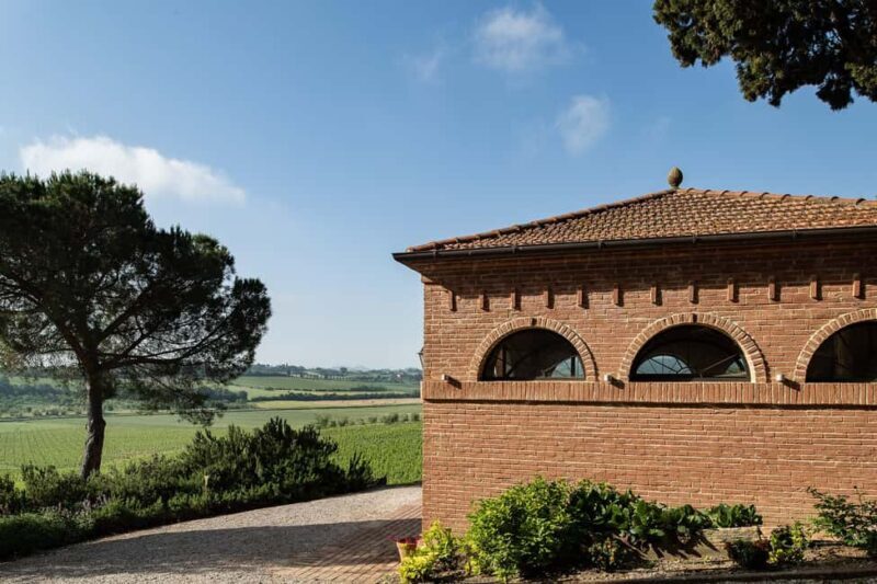 The Memories of the Count - AGED AND SUPERTUSCAN WINE TASTING - Who Will Love This Tour?