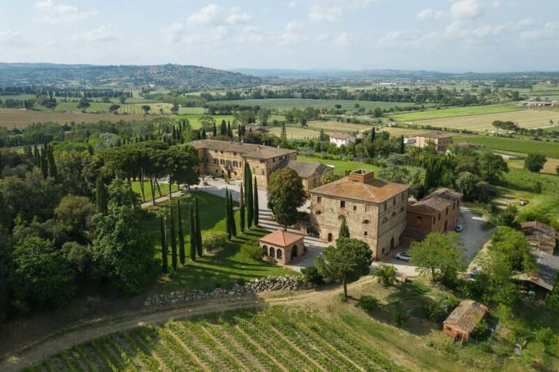 The Memories of the Count - AGED AND SUPERTUSCAN WINE TASTING - The Sum Up