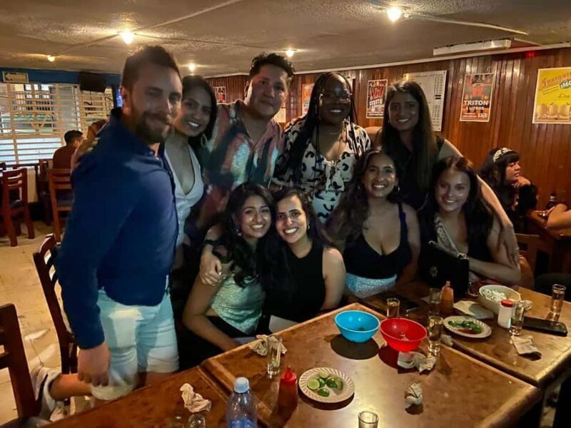 THE MEXICO CITY PUB CRAWL: A real chilango night - The Pros and Cons