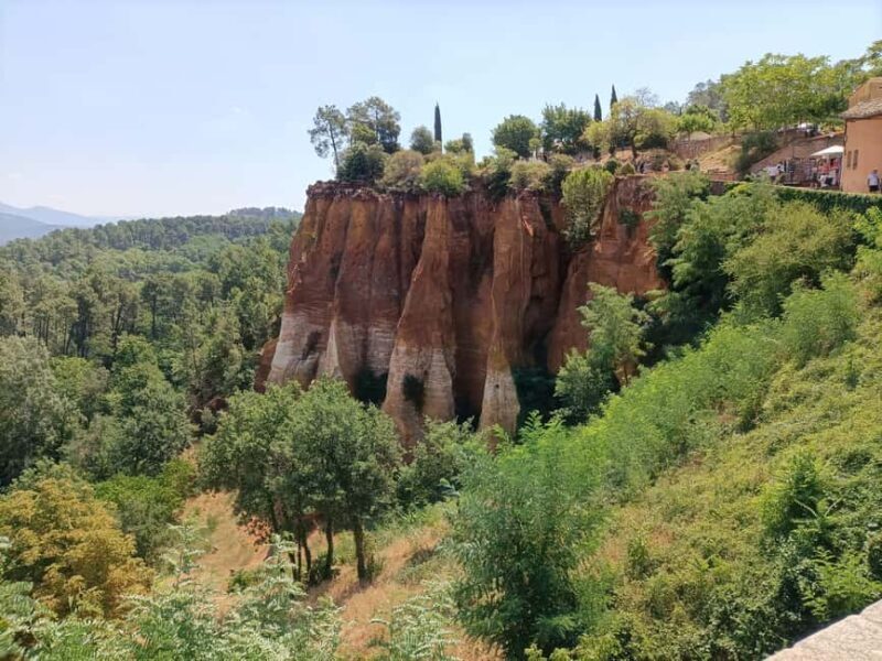 The most beautiful villages of Luberon - Fontaine de Vaucluse