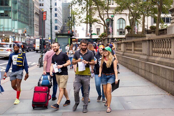The NYC Backpacker Tour - A Walk Through Midtown Manhattan’s Core