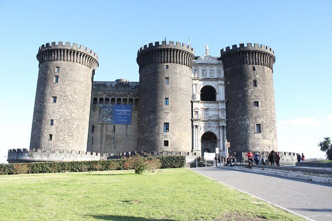 The Origins Of Naples. Unique private tour of the monumental area - FAQ