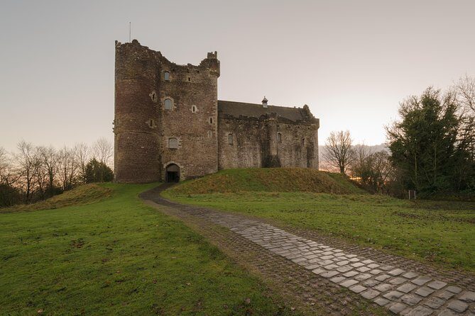 The Outlander 1 Day Experience - The Itinerary in Detail: What to Expect