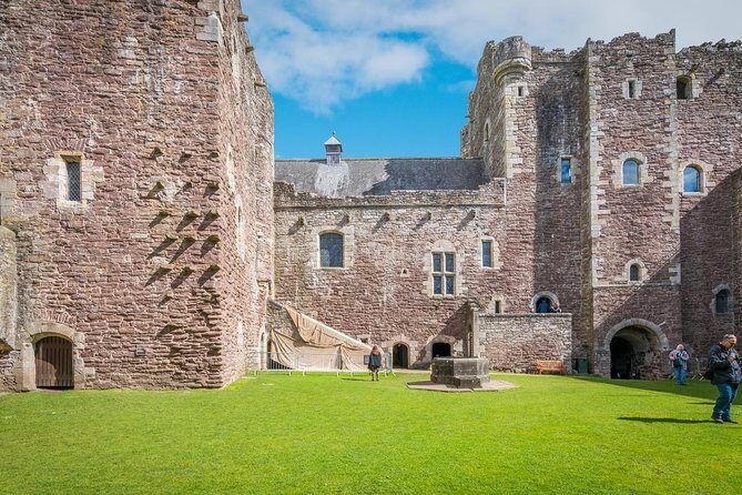 The Outlander 1 Day Experience - FAQ