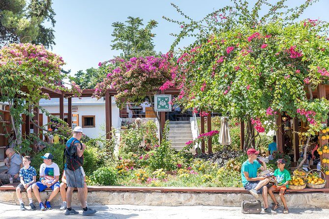 The Palace of Knossos with Skip-the-Line Ticket - The Experience Beyond the Ruins