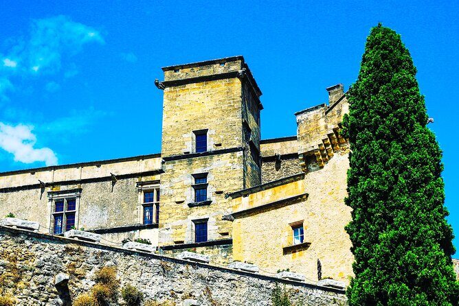 The picturesque Luberon villages of Lourmarin, Lauris & Cucuron - Frequently Asked Questions