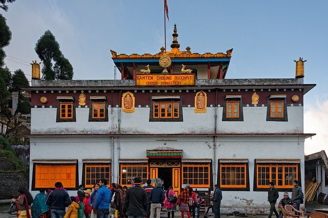 The Road Forks (3 Point & Mix Point). - A Full Breakdown of the Darjeeling Road Forks Tour