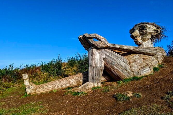 The Six Forgotten Giants Trolls Hunt with Minibus - Authentic Insights from Reviewers