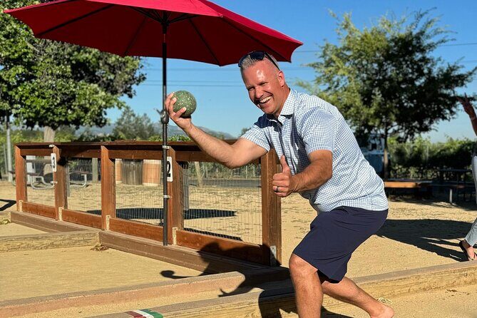 The Social Game - Breakdown of the Tour Experience