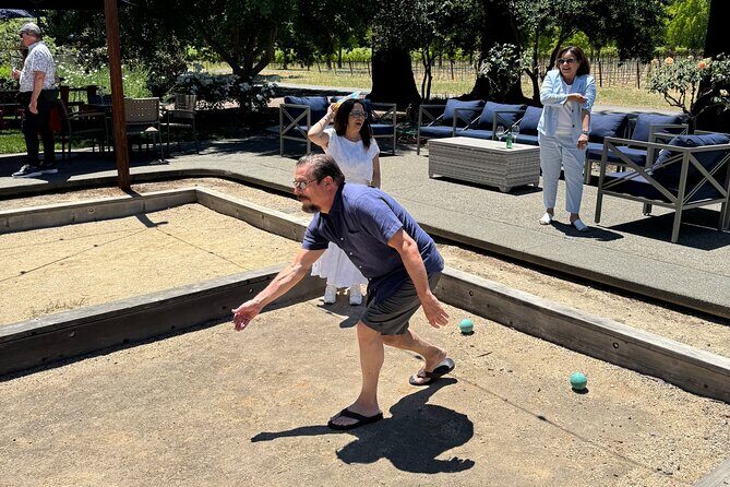 The Social Game - Who Will Love This Experience?