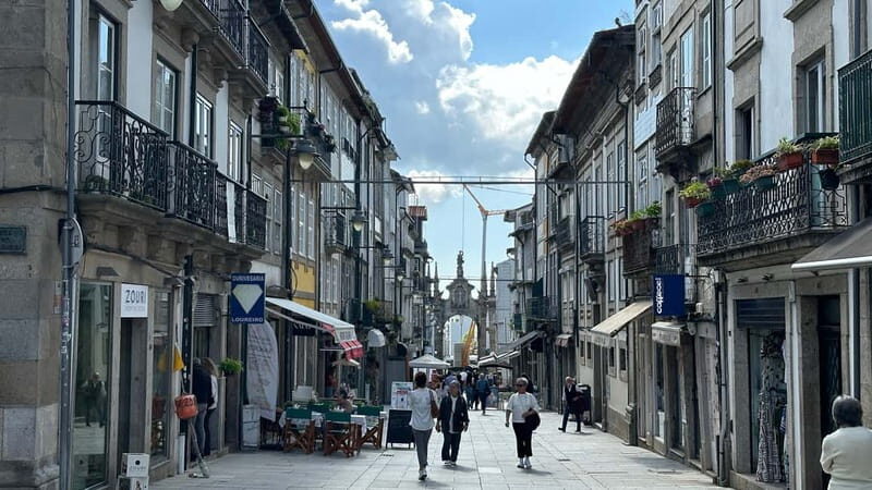 The Soul of Braga: Cathedrals, Palaces and Sanctuaries - A Detailed Look at What You’ll Experience