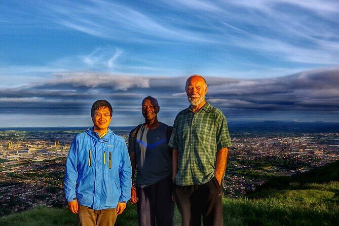 The Story of Belfast walking tour with a local guide - Authentic Experiences Based on Reviewers’ Insights