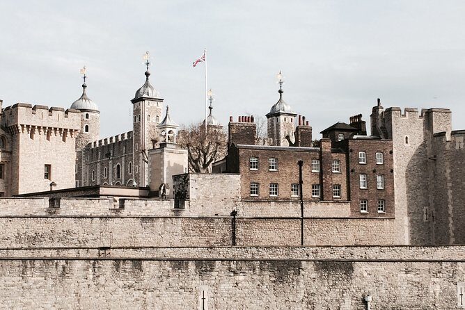 The Tower of London - Small Group Tour with a Local Expert - Why This Tour Works Well for Travelers