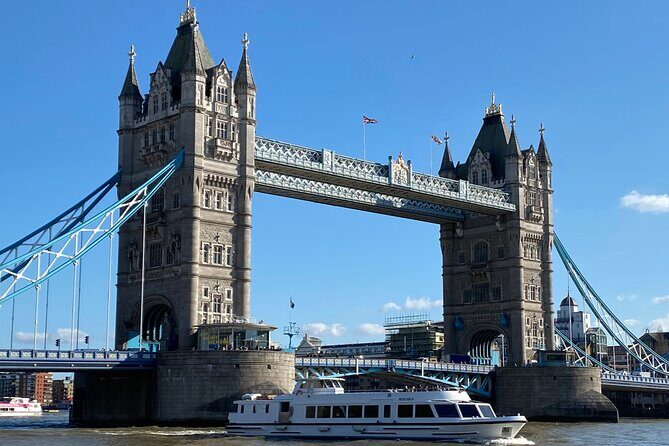 The Tower of London - Small Group Tour with a Local Expert - Authentic Perspectives from Reviewers