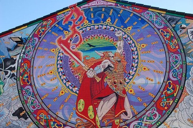 The Troubles and iconic award winning taxi 2hr private cab tour - An In-Depth Look at the Itinerary