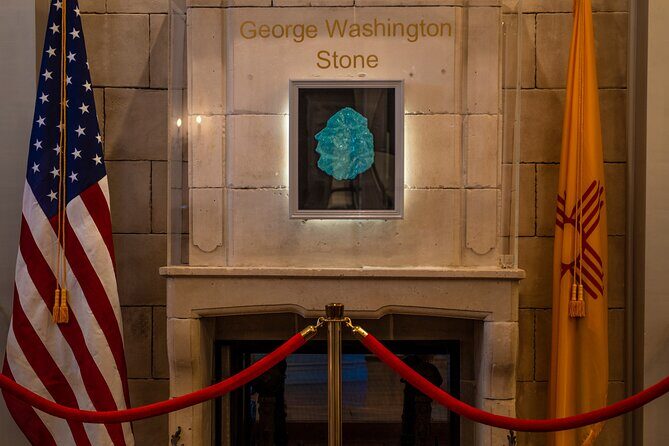 The Turquoise Museum Curator's Tour - The Small Group Advantage